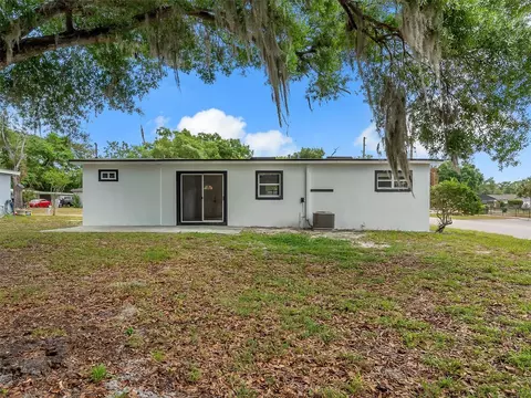 Exterior - 900 Jamela Dr, Ocoee, FL 34761 photo 2 of 9