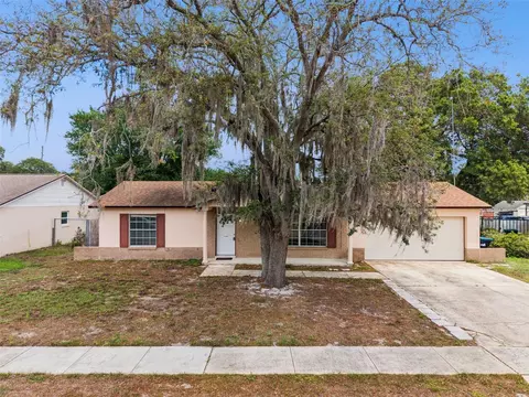 8723 Hill Pine Rd, Orlando, FL 32825