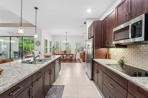 Kitchen - 648 Southlake Dr, Ormond Beach, FL 32174 photo 4 of 6