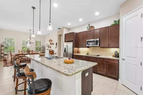Kitchen - 648 Southlake Dr, Ormond Beach, FL 32174 photo 6 of 6