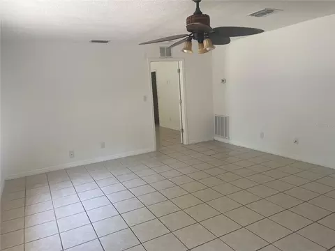 Living - 3575 Michigan Ave, Saint Cloud, FL 34769 photo 5 of 10