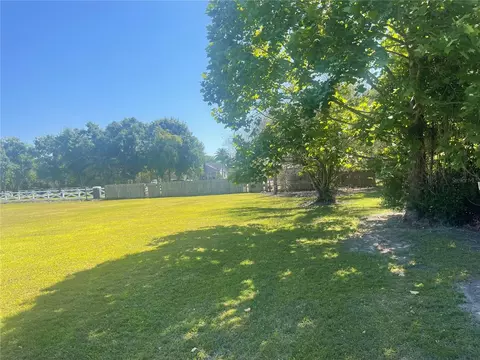 Exterior - 3575 Michigan Ave, Saint Cloud, FL 34769 photo 9 of 10