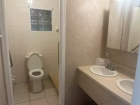 Bath - 3575 Michigan Ave, Saint Cloud, FL 34769 photo 1 of 7
