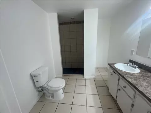 Bath - 3575 Michigan Ave, Saint Cloud, FL 34769 photo 4 of 7