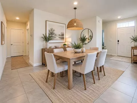Dining - 17043 Oval Rum Dr, Wimauma, FL 33598 photo 1 of 2