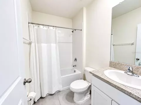 Bath - 17043 Oval Rum Dr, Wimauma, FL 33598 photo 1 of 1
