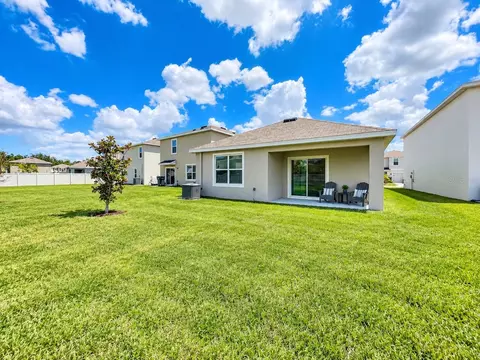 Exterior - 17043 Oval Rum Dr, Wimauma, FL 33598 photo 2 of 5
