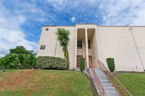 500 Orange Dr #10, Altamonte Springs, FL 32701