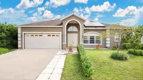 5203 Jasmine Trace Ln, Kissimmee, FL 34758