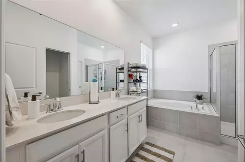 Bath - 2714 Slash Way, Saint Cloud, FL 34771 photo 1 of 3