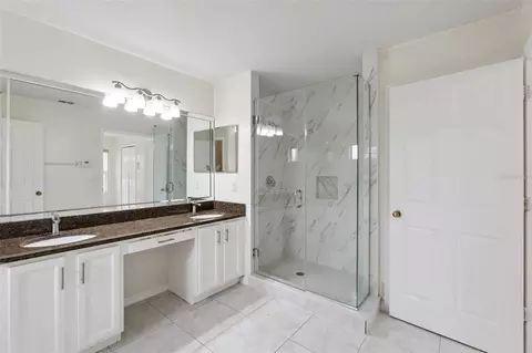 Bath - 1960 Aspenridge Ct, Ocoee, FL 34761 photo 1 of 4