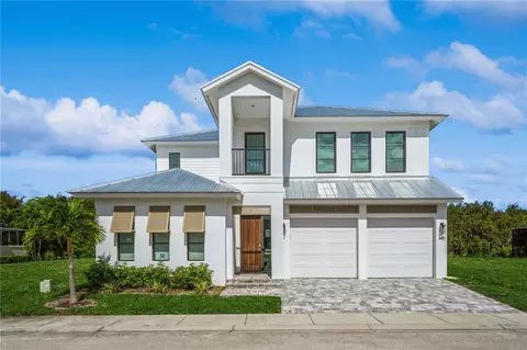 139 Ocean Estates Dr, Hutchinson Island, FL 34949