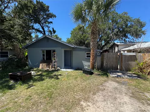 428 8th St, Holly Hill, FL 32117