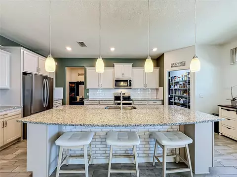 Kitchen - 2323 Nuthatch St, Saint Cloud, FL 34771 photo 14 of 14