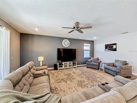 Living - 2323 Nuthatch St, Saint Cloud, FL 34771 photo 4 of 5