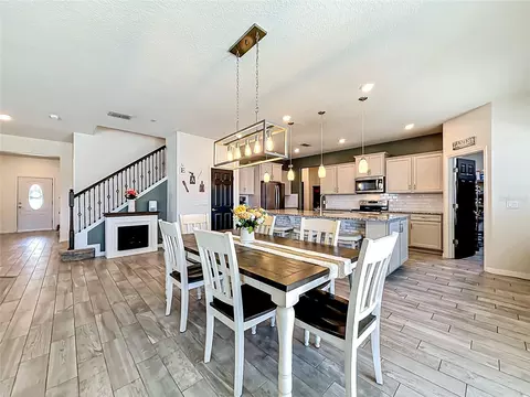Dining - 2323 Nuthatch St, Saint Cloud, FL 34771 photo 3 of 5