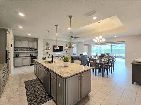 Kitchen - 2743 River Creek Ln, Saint Cloud, FL 34771 photo 8 of 8