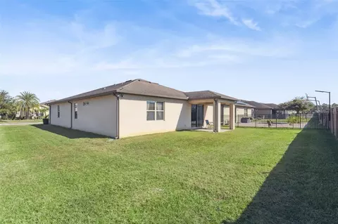 Exterior - 2651 Mead Ave, Saint Cloud, FL 34771 photo 6 of 8