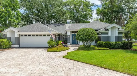8243 Riviera Shore Ct, Orlando, FL 32817