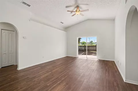 Living - 700 Kenmoore Ct, Eustis, FL 32726 photo 4 of 4