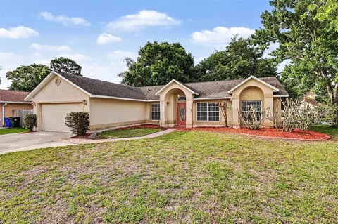 805 Topaz Dr, Rockledge, FL 32955