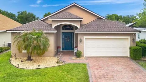 3322 Oak Hill Pl, Winter Haven, FL 33884
