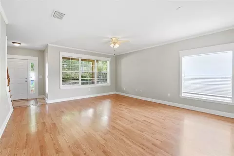 Living - 6409 Bridgecrest Dr, Lithia, FL 33547 photo 2 of 5