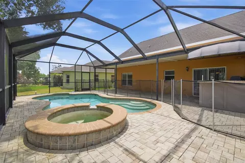 Exterior - 6409 Bridgecrest Dr, Lithia, FL 33547 photo 12 of 18
