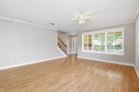 Living - 6409 Bridgecrest Dr, Lithia, FL 33547 photo 4 of 5