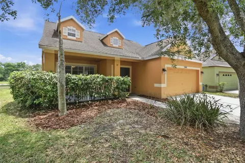 Exterior - 6409 Bridgecrest Dr, Lithia, FL 33547 photo 4 of 18