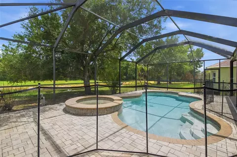 Exterior - 6409 Bridgecrest Dr, Lithia, FL 33547 photo 11 of 18