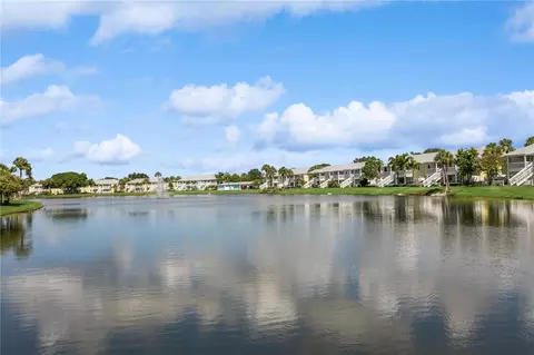 265 Seahorse Dr SE #B, Saint Petersburg, FL 33705