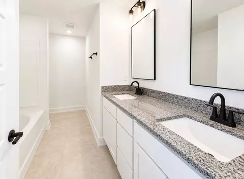 Bath - 7606 Bent Tree Loop, Saint Cloud, FL 34773 photo 1 of 2