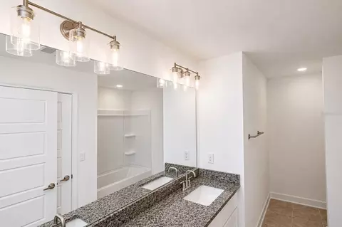 Bath - 7606 Bent Tree Loop, Saint Cloud, FL 34773 photo 2 of 3