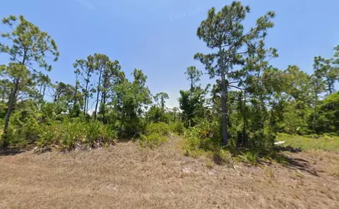 9252 Canna St, Port Charlotte, FL 33981