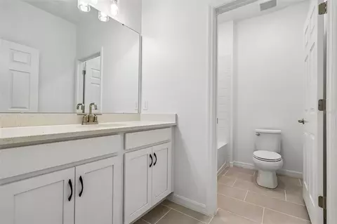 Bath - 2005 Education St, Saint Cloud, FL 34771 photo 1 of 3