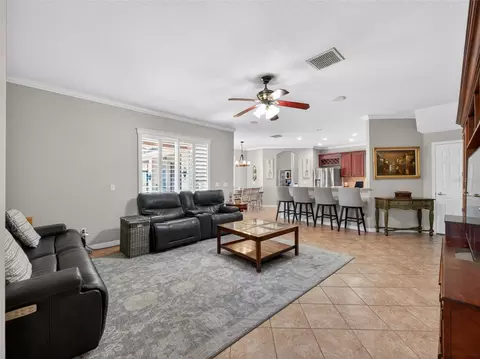 Living - 10354 Oakview Pointe Ter, Gotha, FL 34734 photo 4 of 5