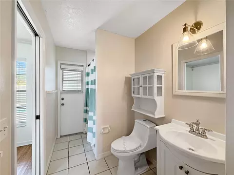 Bath - 1308 Cinda Ct, Saint Cloud, FL 34772 photo 5 of 5