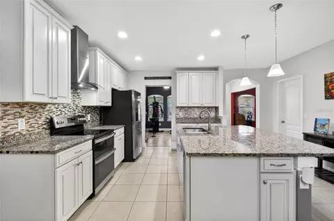 Kitchen - 3554 Gretchen Dr, Ocoee, FL 34761 photo 3 of 6