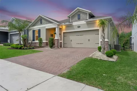 918 Hull Island Dr, Oakland, FL 34787