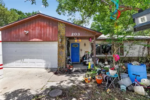 203 Woodfield Dr, Sanford, FL 32773