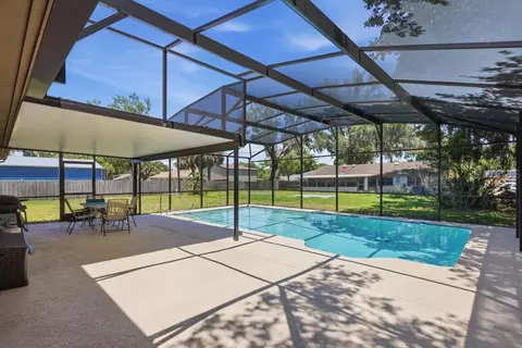 Exterior - 2809 Willow Oak Dr, Edgewater, FL 32141 photo 5 of 12