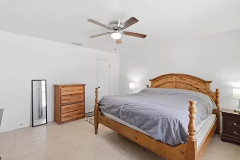 Bedroom - 2809 Willow Oak Dr, Edgewater, FL 32141 photo 2 of 4