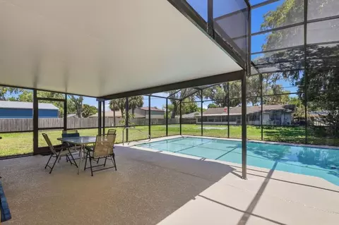Exterior - 2809 Willow Oak Dr, Edgewater, FL 32141 photo 8 of 12