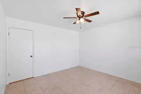 Bedroom - 2809 Willow Oak Dr, Edgewater, FL 32141 photo 4 of 4