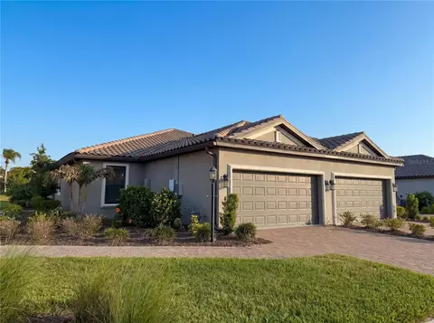 10064 Morning Mist Ln, Sarasota, FL 34241