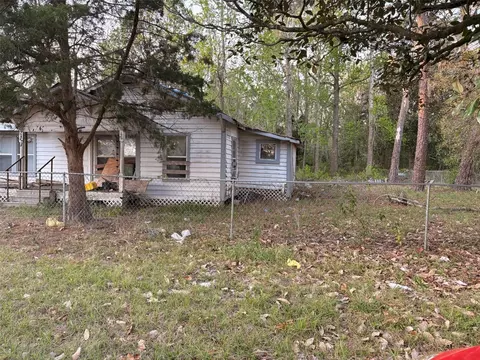 189 NW Meeks St, Lake City, FL 32055