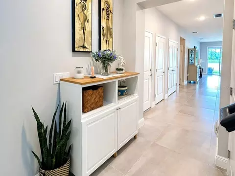 Entry Way - 4891 Shady Pines Dr, Saint Cloud, FL 34772 photo 2 of 6