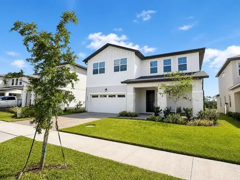 Exterior - 4891 Shady Pines Dr, Saint Cloud, FL 34772 photo 5 of 8