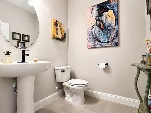 Bath - 4891 Shady Pines Dr, Saint Cloud, FL 34772 photo 1 of 12